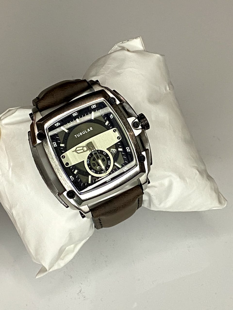 Tubular Watches – Premium Style, Modern Design & Timeless Elegance