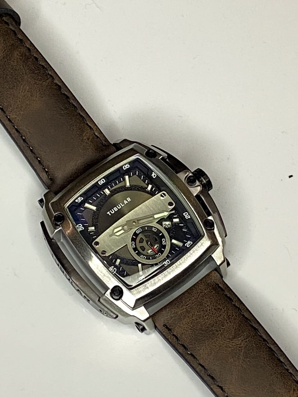 Tubular Watches – Premium Style, Modern Design & Timeless Elegance