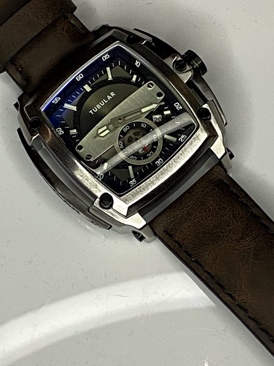 Tubular Watches – Premium Style, Modern Design & Timeless Elegance