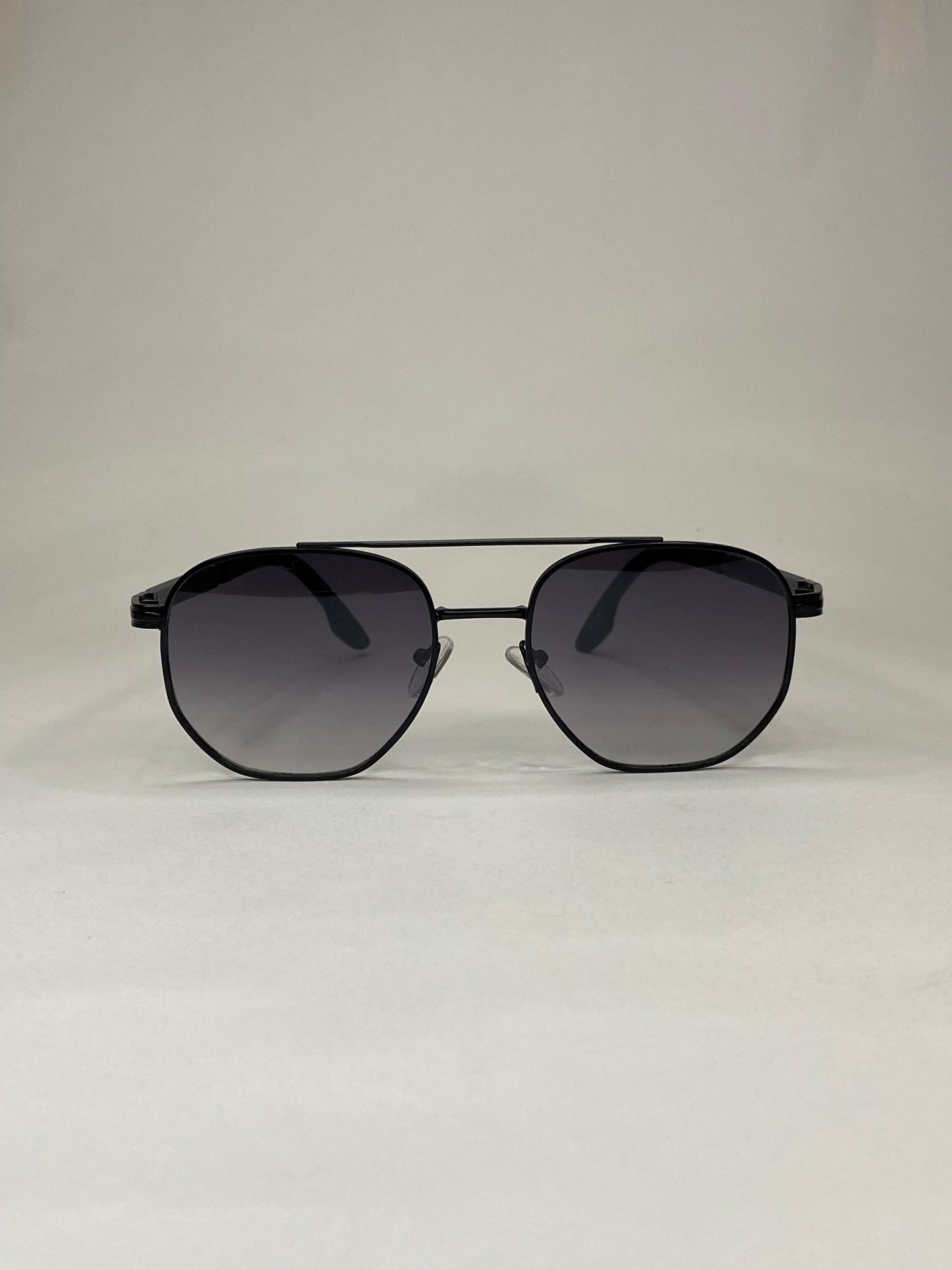 Stylish Black Aviator Sunglasses for Men & Women | UV Protection Shades