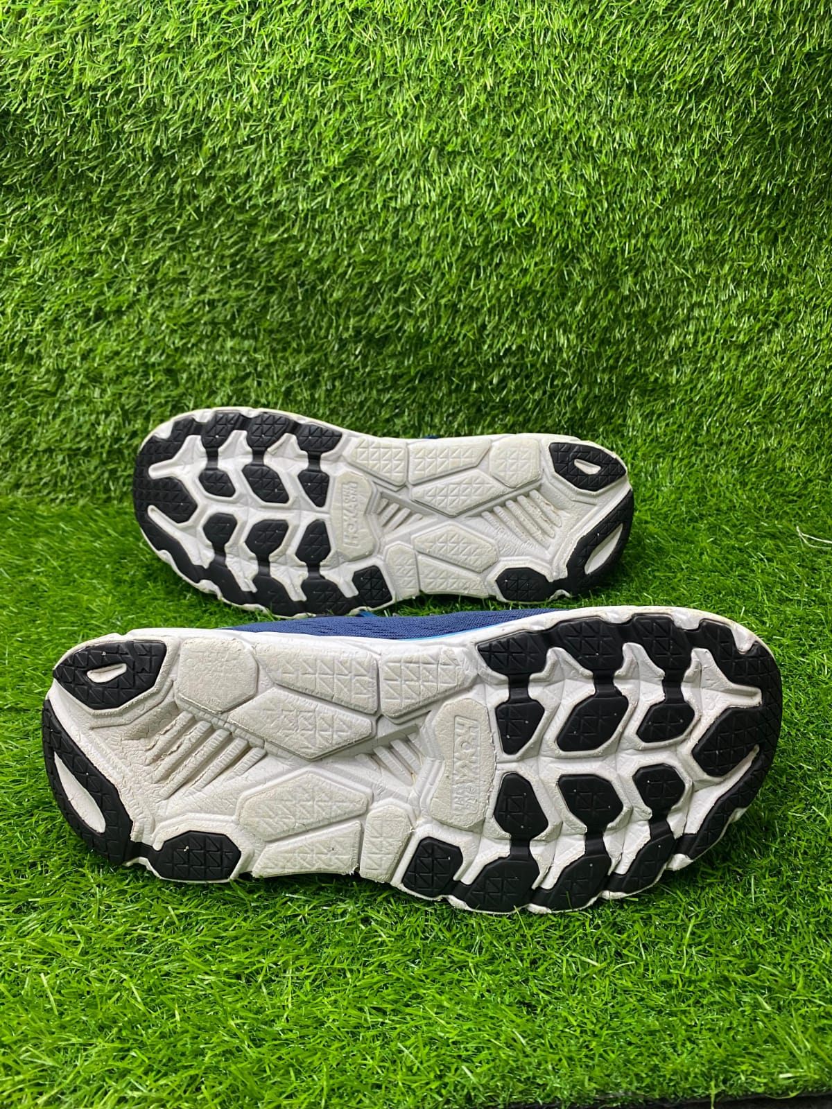 HOKA ONE Clifton 7 "Midnight Navy" β High-Performance Daily Trainer