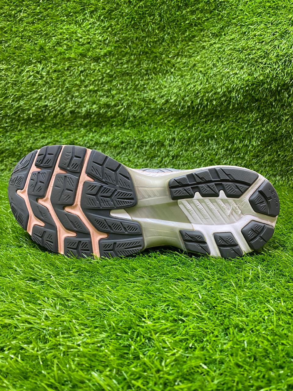 Original Asics Gel-Kayano 27 | Women's Premium Stability Joggers | Size 41.5