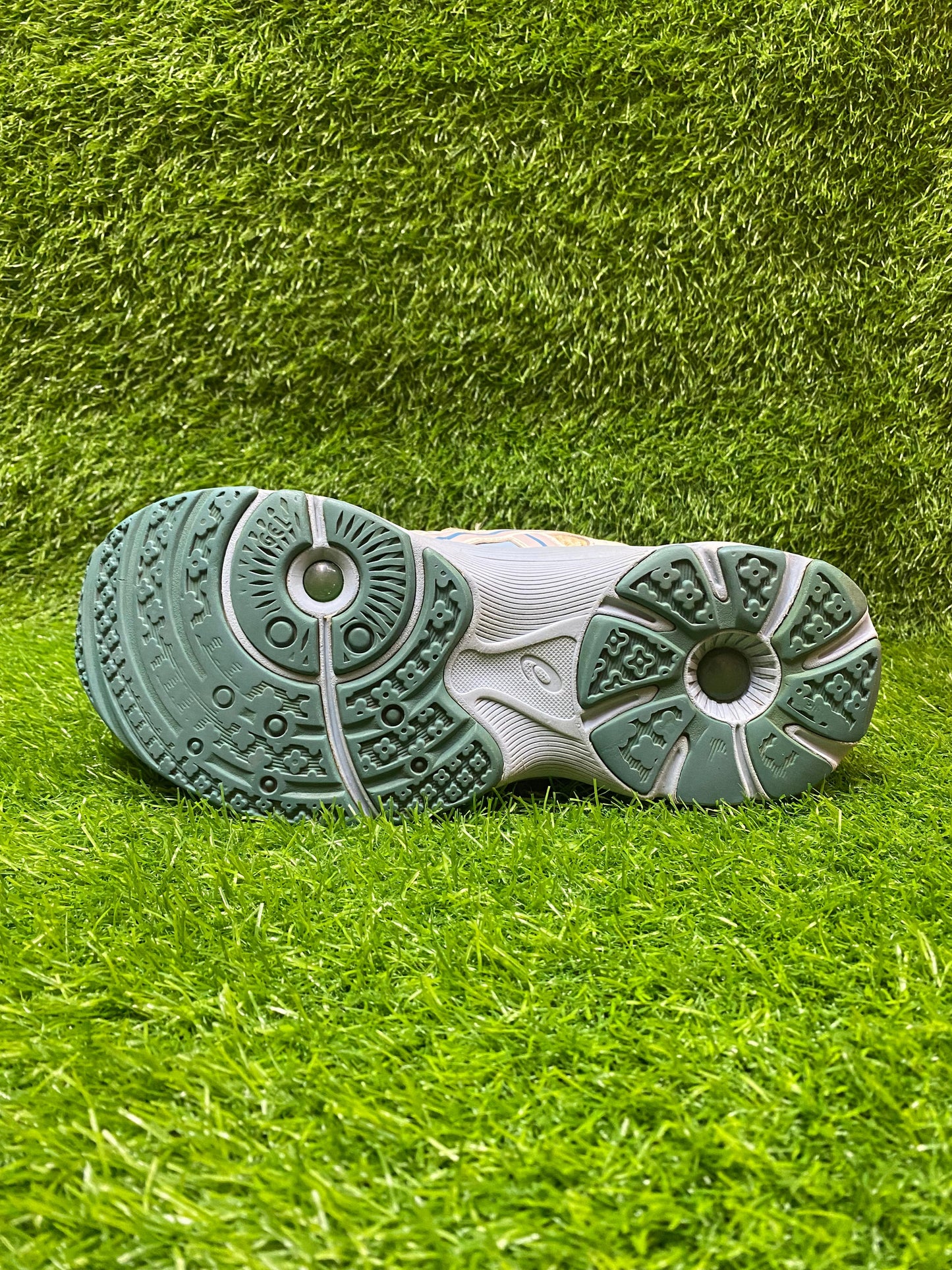 Asics Gel-Kyrios 'Cream' Premium Edition | Size 41.5 | 100% Original