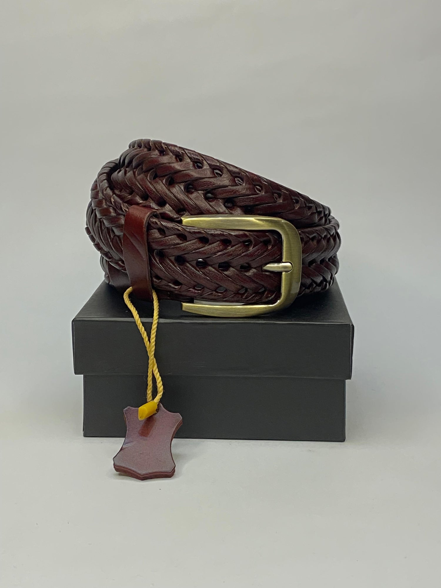 Premium Leather & Stylish Belts for Men | Durable Fashion Accessories