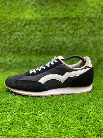 Retro Silhouette Lifestyle Sneakers | Black & Ivory Premium Edition