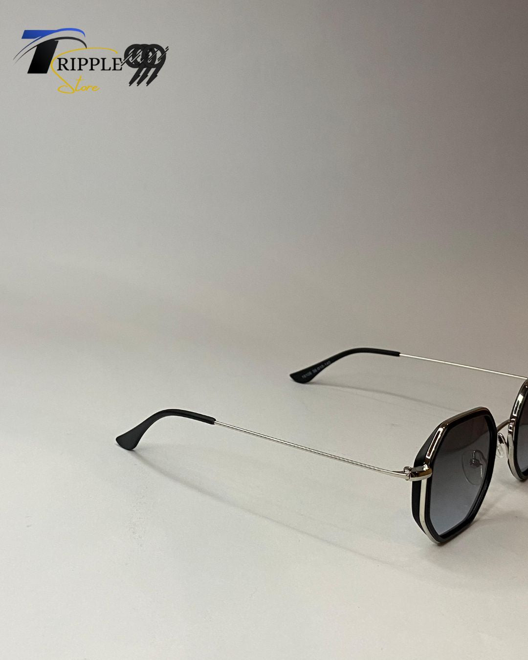 Stylish Octagon Frame Sunglasses – Premium Fashion Eyewear for Modern Look