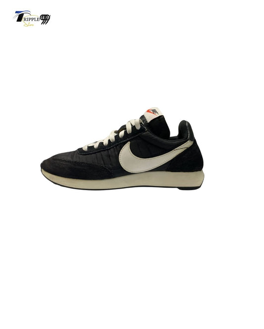 Nike Classic Black Retro Runner Sneakers for Men – Premium Comfort & Daily Wear
