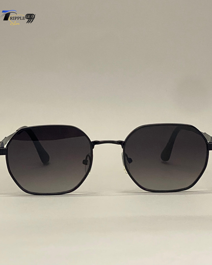 Stylish Black Sunglasses – Modern Geometric Frame with Dark Lenses