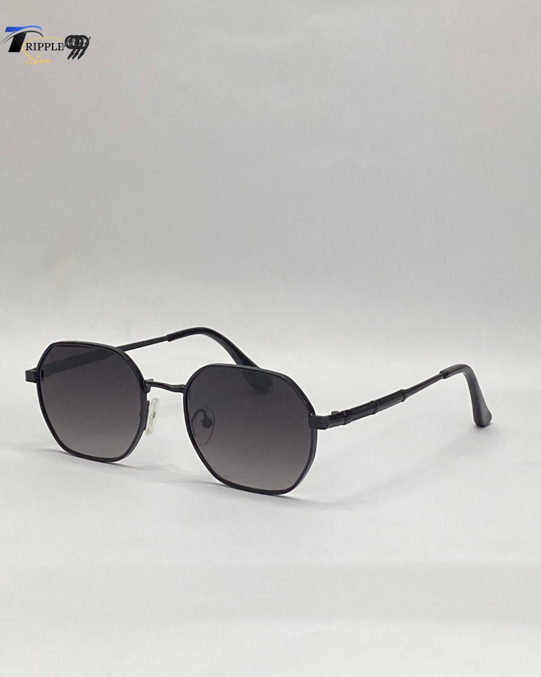 Stylish Black Sunglasses – Modern Geometric Frame with Dark Lenses