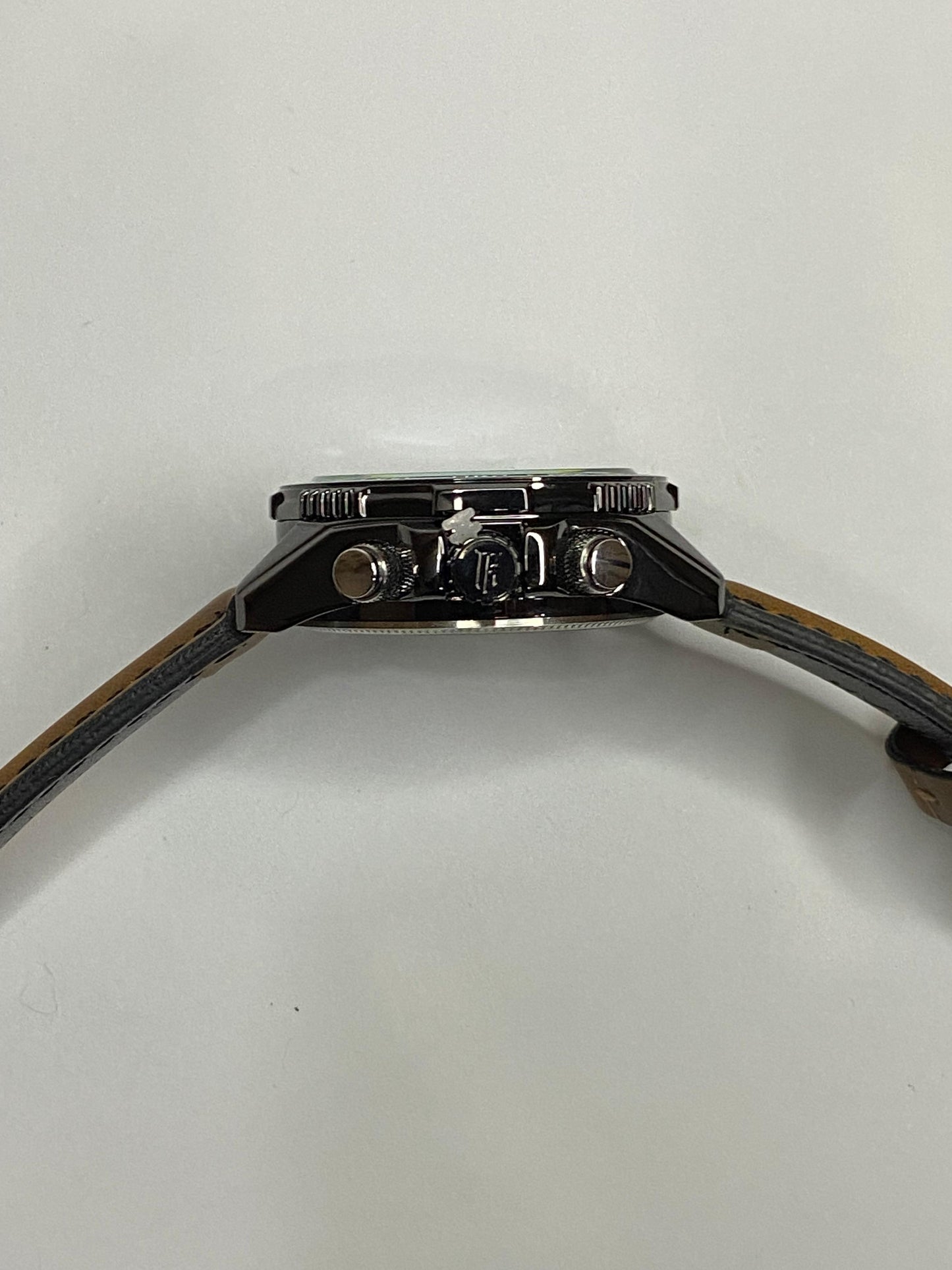 Premium Tubular Watches – Stylish, Durable & Modern Timepieces for Men