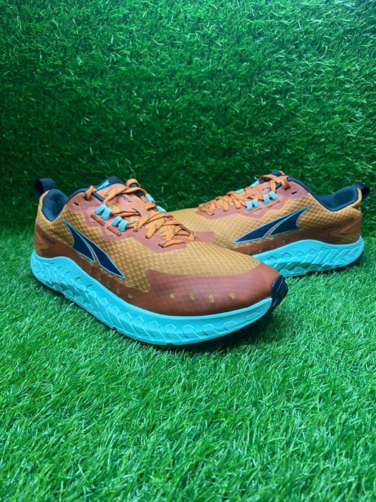 Premium Altra Outroad Sneakers - Perfect for Road & Trail - Discounted Price!