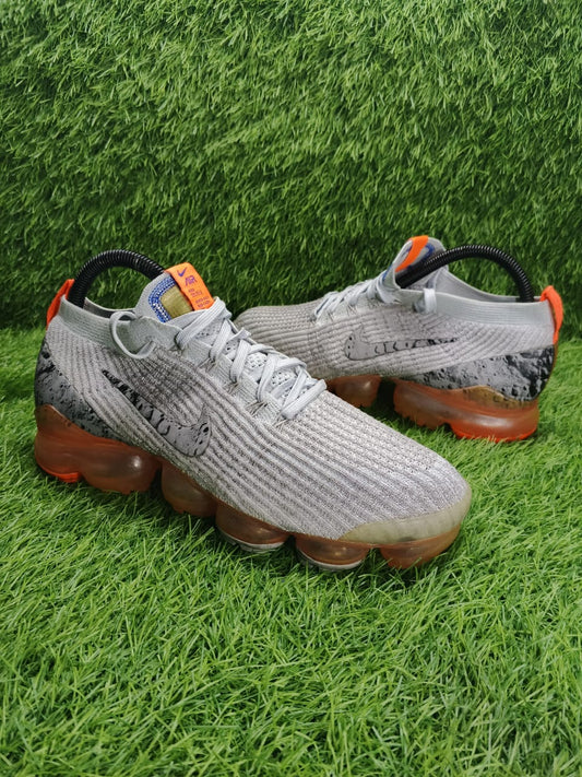 Nike Air Vapormax Flyknit 3 - Moon Particle Edition Sneakers