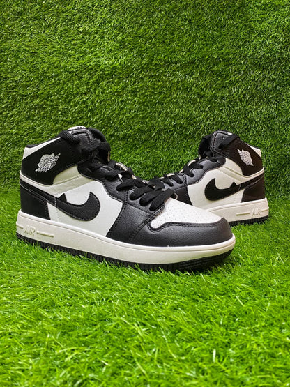Air Jordan 1 Mid 'Panda' | Black & White Edition