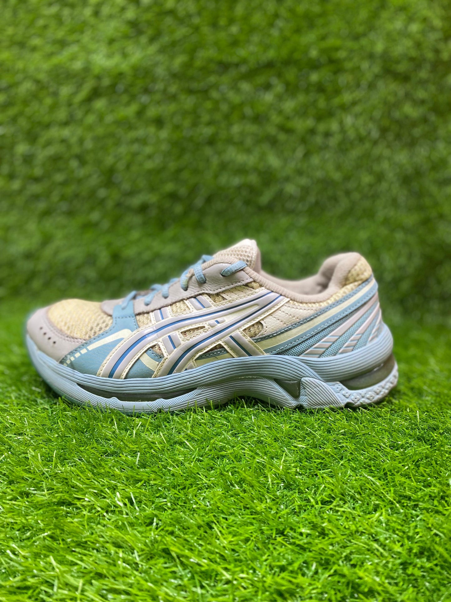 Asics Gel-Kyrios 'Cream' Premium Edition | Size 41.5 | 100% Original