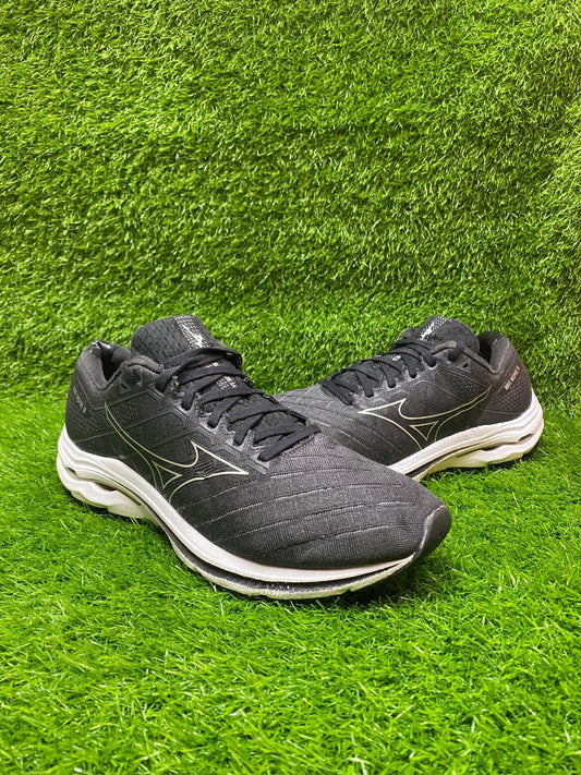 Mizuno Wave Inspire 18 – Premium Condition Stability Running Shoes | Size UK 9 / EUR 43
