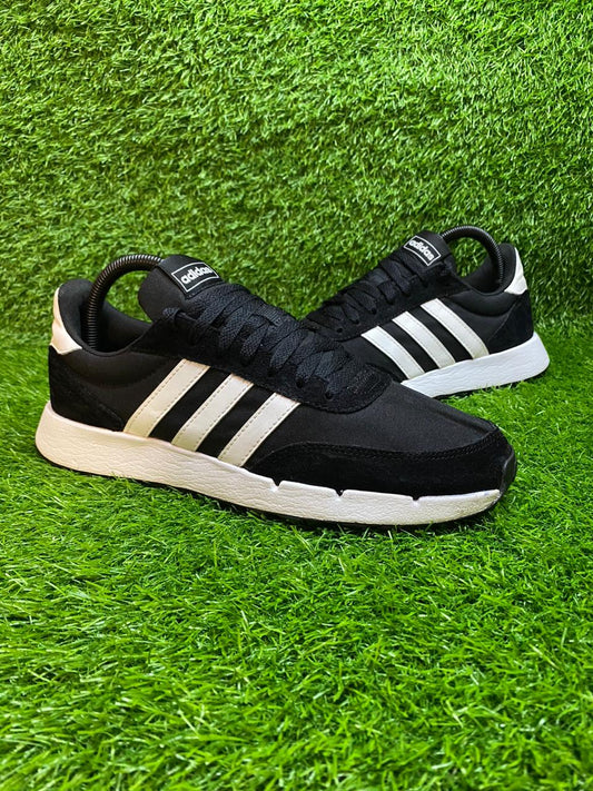 Adidas Run 60s | Classic Retro Vibes