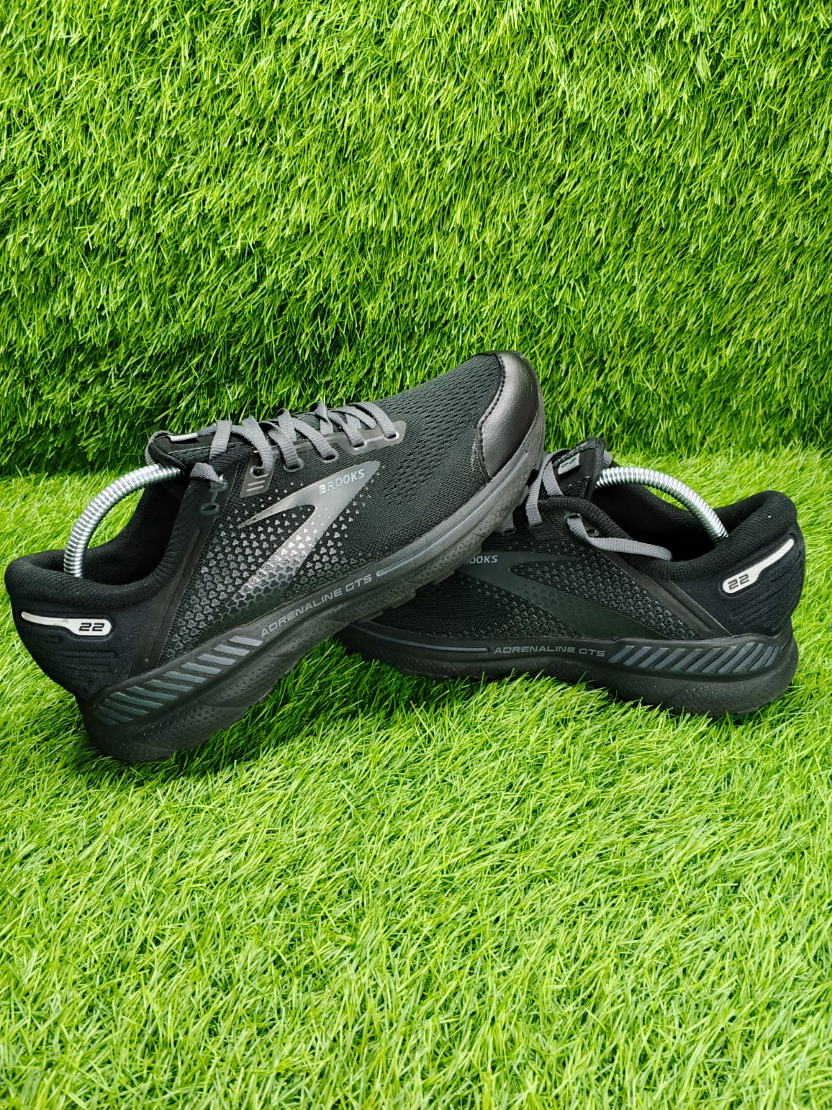 Brooks Adrenaline GTS 22 | The Gold Standard of Support