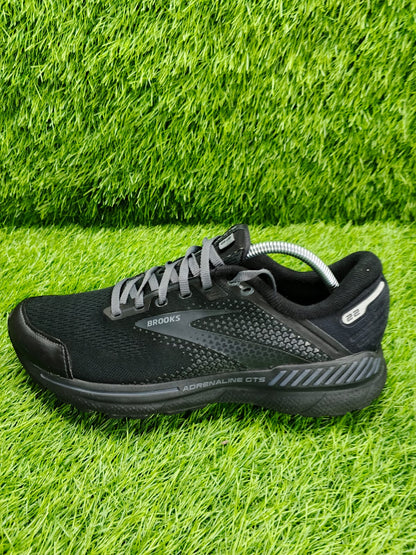 Brooks Adrenaline GTS 22 | The Gold Standard of Support