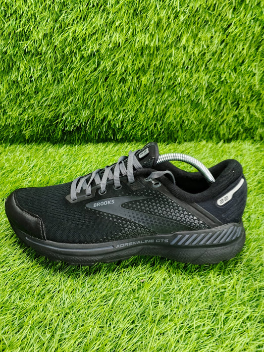 Brooks Adrenaline GTS 22 | The Gold Standard of Support