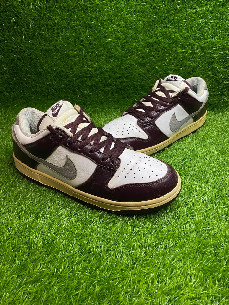 Nike Dunk Low | The Streetwear Staple