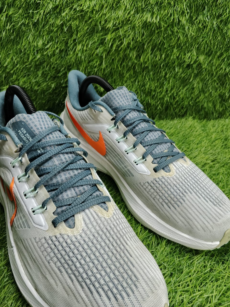 Nike Air Zoom Pegasus 39 - Men's Premium Road Running Shoes