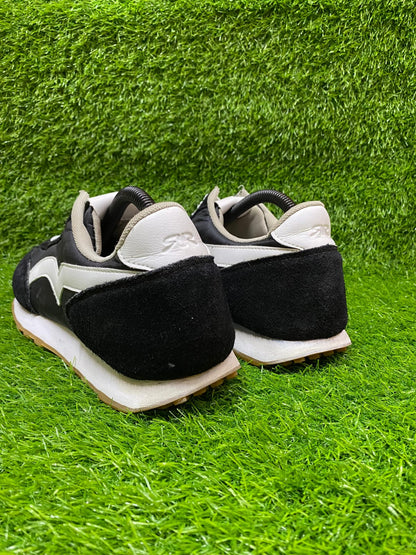 Retro Silhouette Lifestyle Sneakers | Black & Ivory Premium Edition